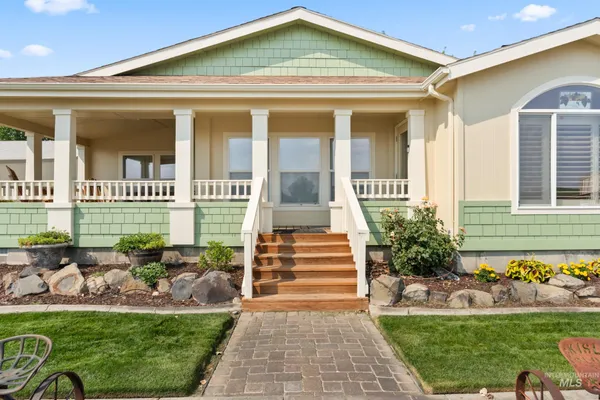 $800,000 | 28283 Pearl Road, Parma, ID 83660