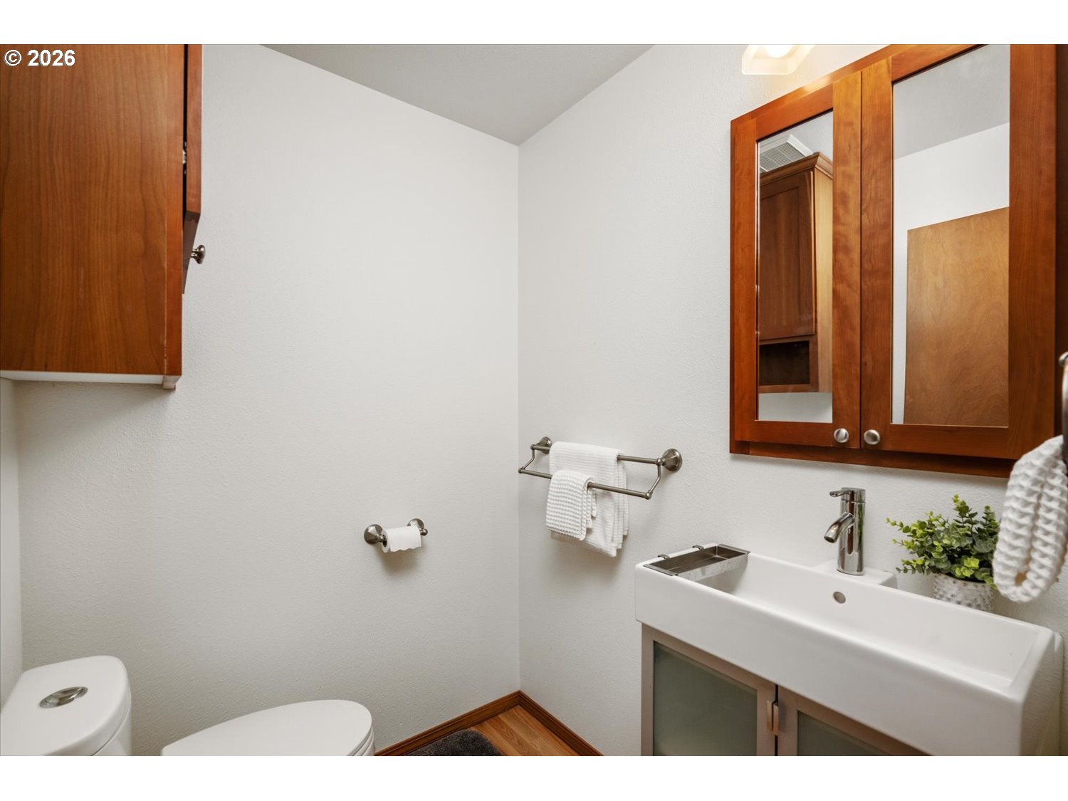 4602 Southwest 25th Avenue Portland, OR 97239 - Photo 15 of 42