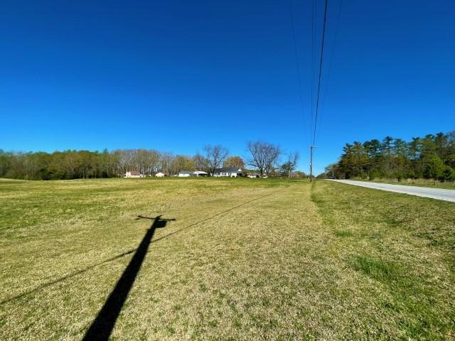 3186 Greenpond Road Gray Court, SC 29645 - Photo 9 of 34