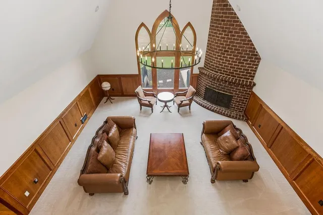 $1,195,000 | 18061 Berryhill Drive, Stilwell, KS 66085