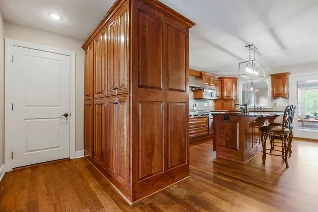 $1,195,000 | 18061 Berryhill Drive, Stilwell, KS 66085