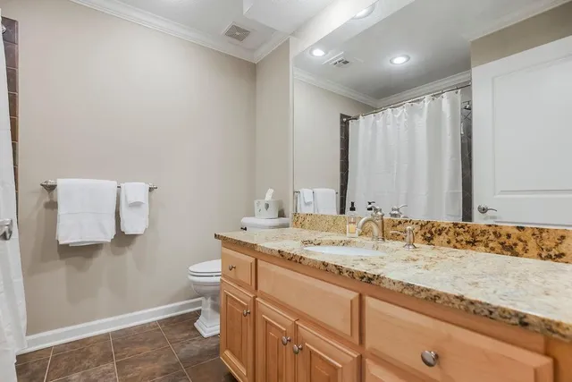 $1,195,000 | 18061 Berryhill Drive, Stilwell, KS 66085