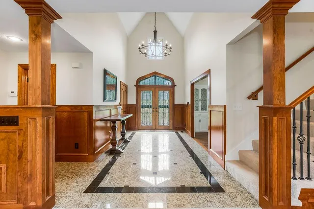 $1,195,000 | 18061 Berryhill Drive, Stilwell, KS 66085