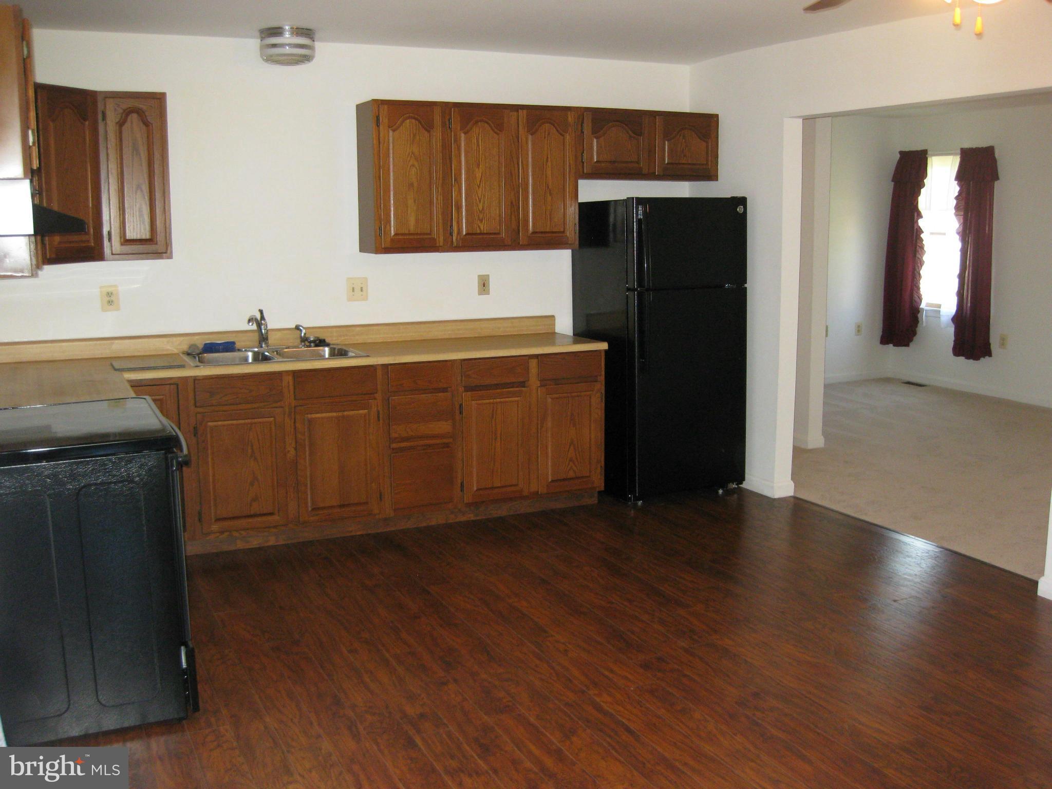 210 East 11th Avenue Ranson, WV 25438 - Photo 7 of 19 Kitchen