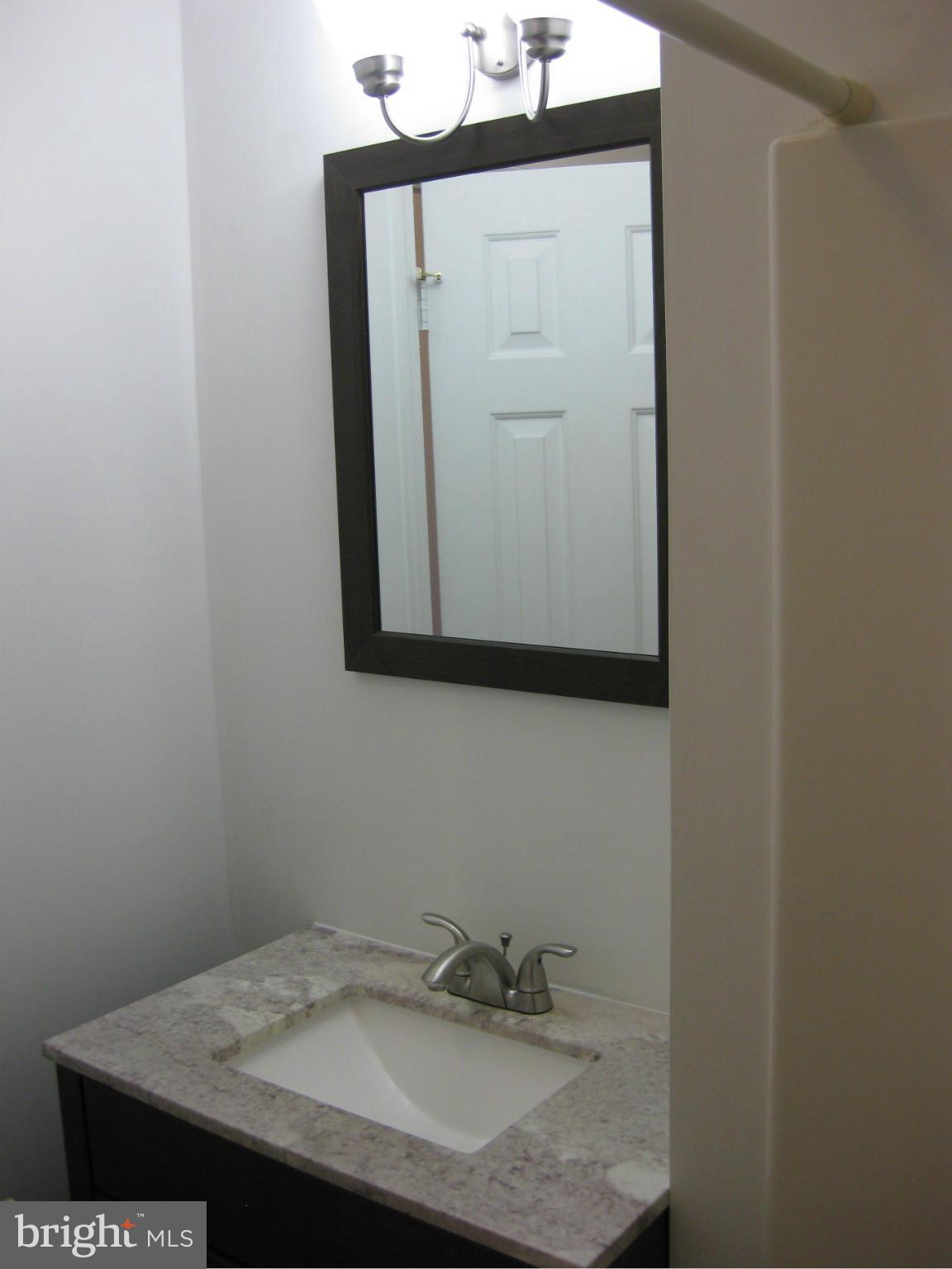 210 East 11th Avenue Ranson, WV 25438 - Photo 10 of 19 Bath