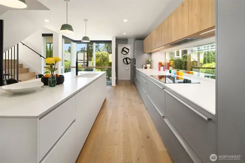 $2,495,000 | 2015 42nd Avenue East, Seattle, WA 98112