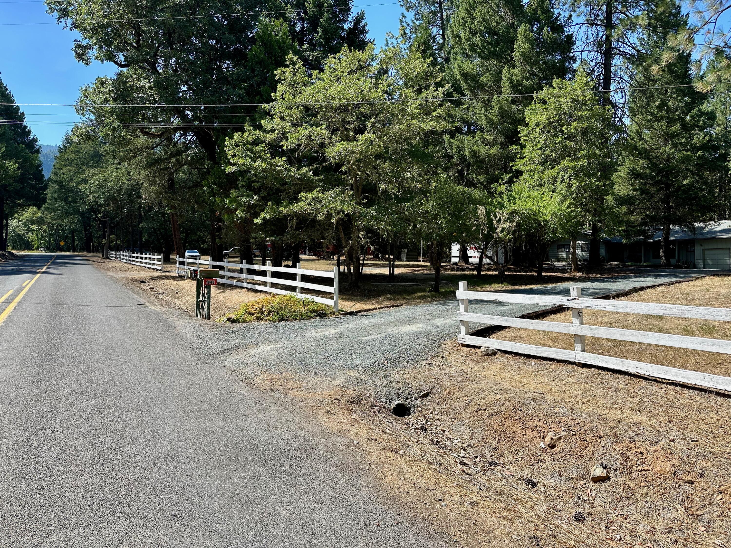 1848 Queens Branch Road Rogue River, OR 97537 - Photo 33 of 40 IMG_4463