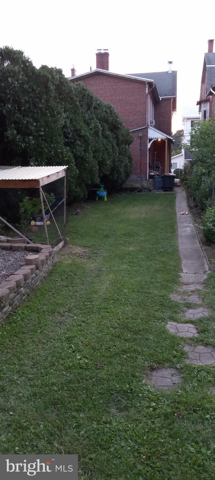 113 Woodrow Avenue Sinking Spring, PA 19608 - Photo 5 of 9