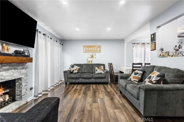 $684,999 | 1381 South Walnut Street, Unit 2105, Anaheim, CA 92802