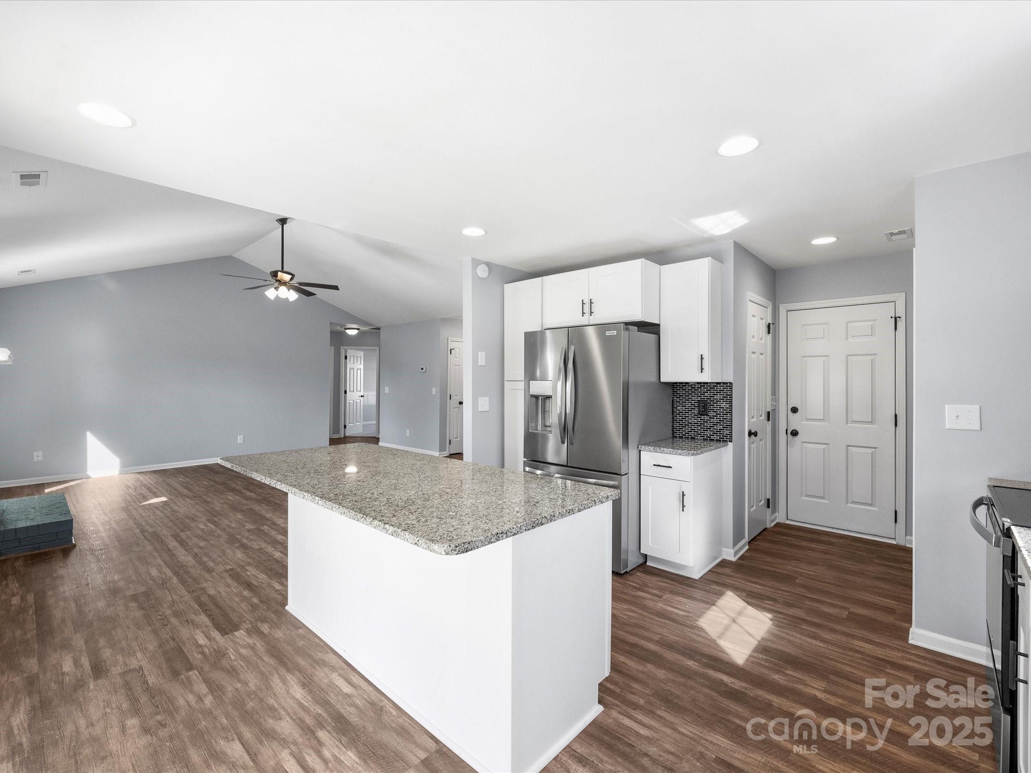1032 Ridgefield Circle Indian Trail, NC 28079 - Photo 8 of 24 Gallery Image 8