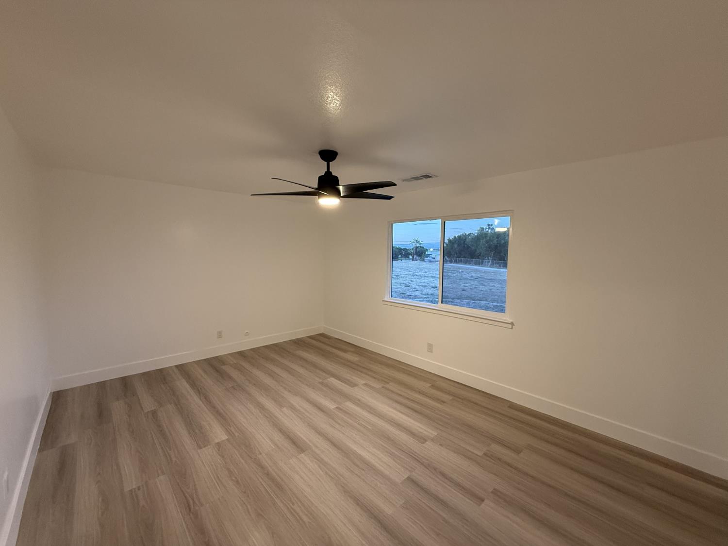 36610 Kenneth Avenue Madera, CA 93636 - Photo 35 of 38