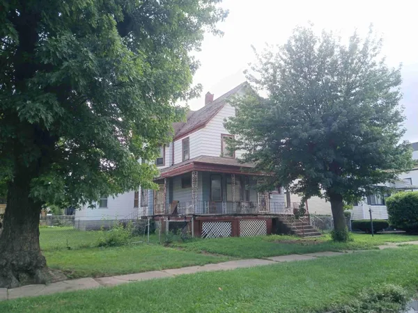 $64,000 | 2243 West 10th Place, Gary, IN 46404