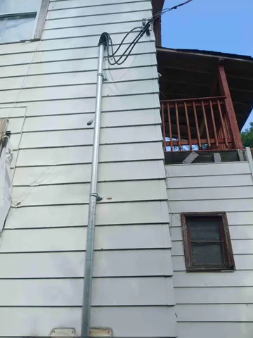 $72,000 | 2243 West 10th Place, Gary, IN 46404