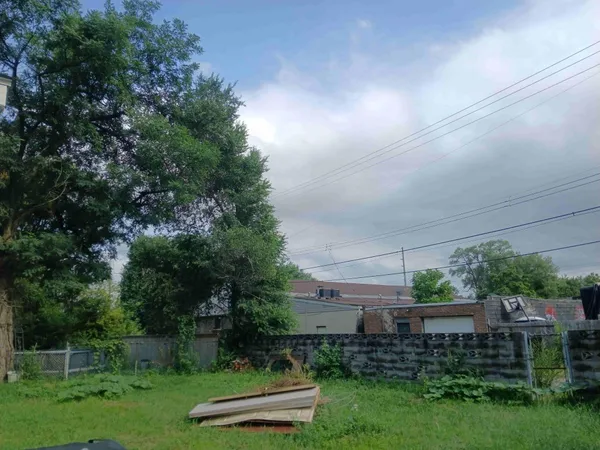 $64,000 | 2243 West 10th Place, Gary, IN 46404