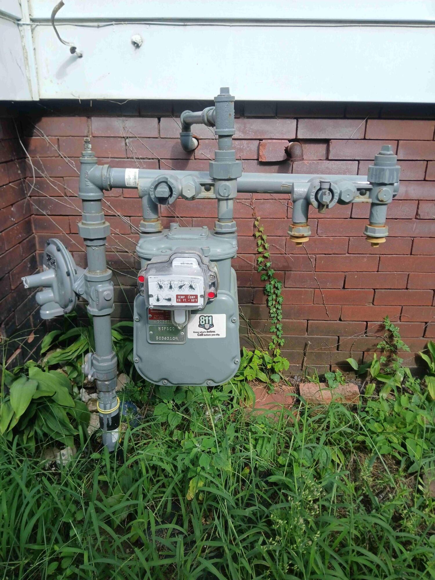 2243 West 10th Place Gary, IN 46404 - Photo 37 of 40 1500x2000