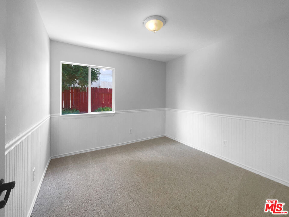 2897 Chuckwagon Road Palmdale, CA 93550 - Photo 19 of 21 Gallery Image 19