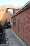348 White Chapel Road Lancaster, PA 17603 - Photo 2 of 20 Gallery Image 2