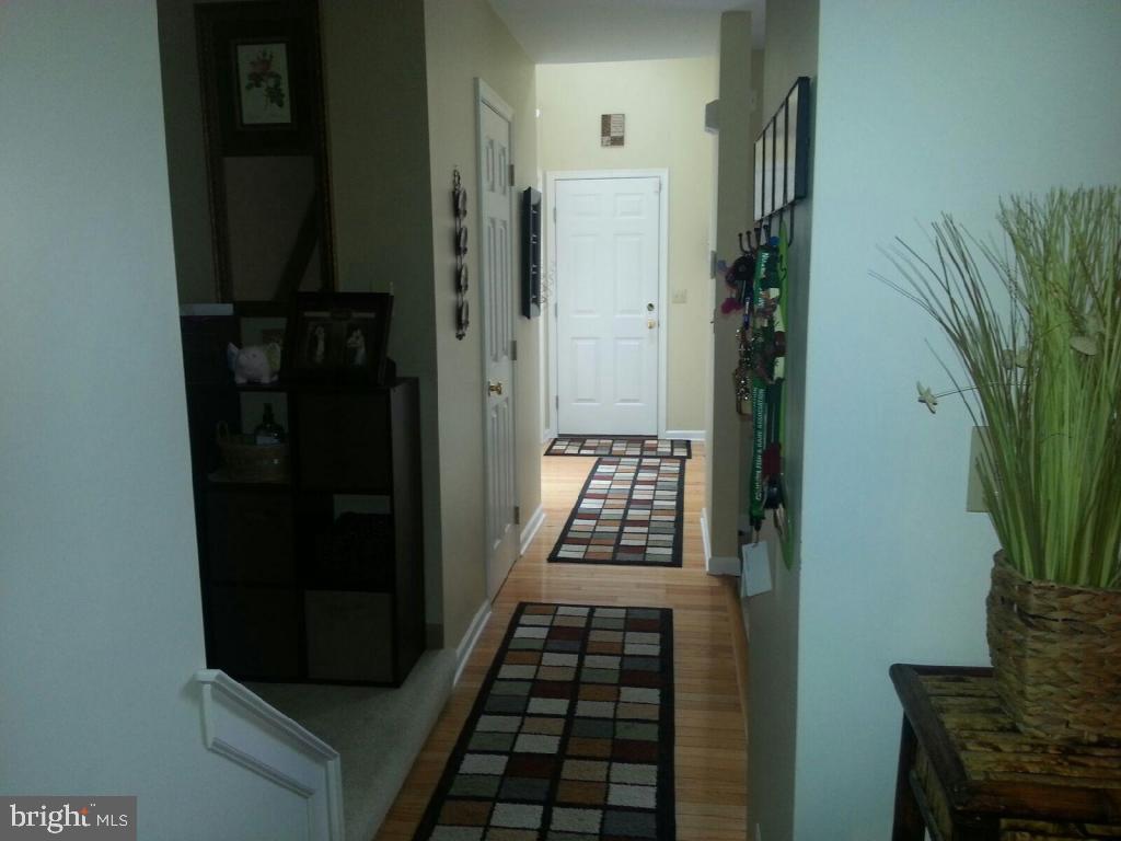 348 White Chapel Road Lancaster, PA 17603 - Photo 5 of 20 Gallery Image 5
