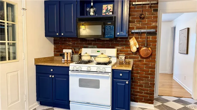 $224,900 | 107 Juanita Drive, Salina, NY 13090