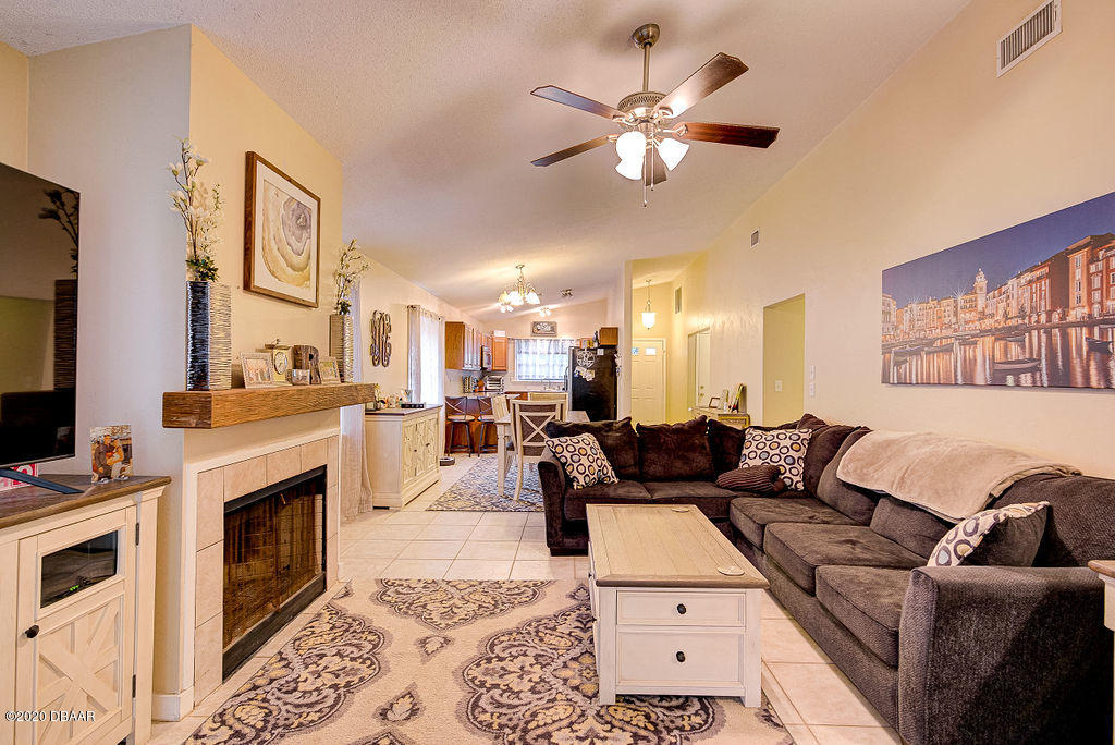 8 Rocky Ridge Trail Ormond Beach, FL 32174 - Photo 17 of 127 4F7693AD-75C0-404B-9983-0B0E9785FA75