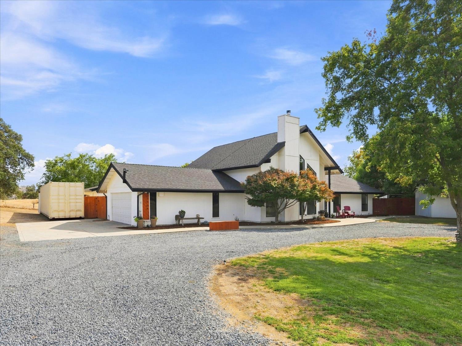 21764 Frontier Road Clovis, CA 93619 - Photo 2 of 75 Gallery Image 2
