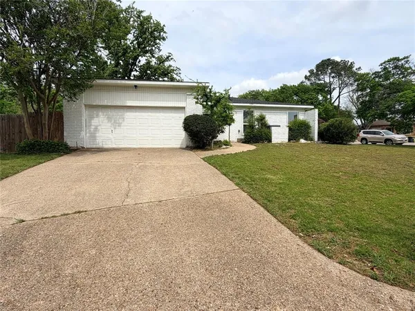 $2,975 | 1827 Rhinevalley Drive, Arlington, TX 76012