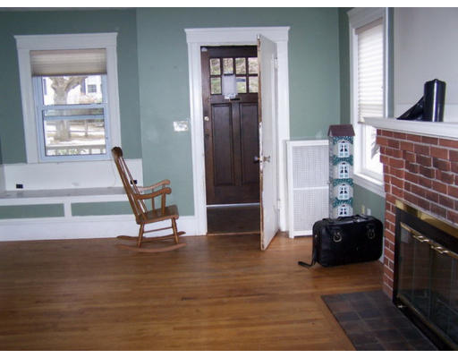 3 Pomona Road Worcester, MA 01602 - Photo 3 of 6