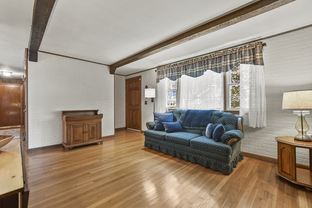 13 Coolidge Road Milford, MA 01757 - Photo 10 of 40 Gallery Image 10