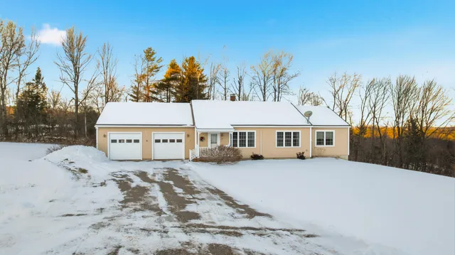 $475,000 | 8 Sunrise Trail, Turner, ME 04282