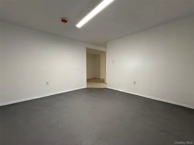 $499,999 | 50 Newcomb Trail, Ridge, NY 11961