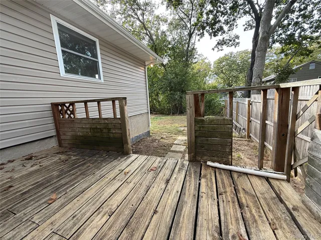 $499,999 | 50 Newcomb Trail, Ridge, NY 11961