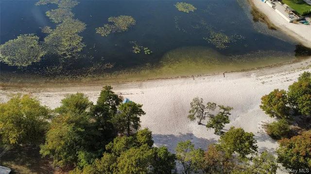 $499,999 | 50 Newcomb Trail, Ridge, NY 11961