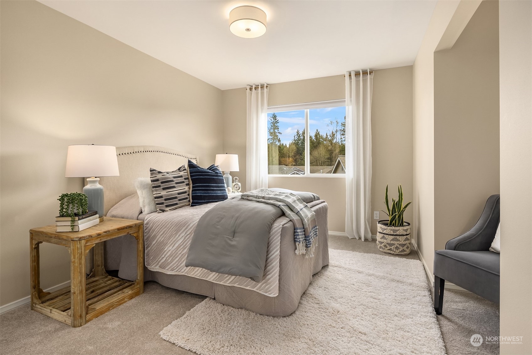 6017 Northeast 1st Place Renton, WA 98059 - Photo 19 of 29 Gallery Image 19