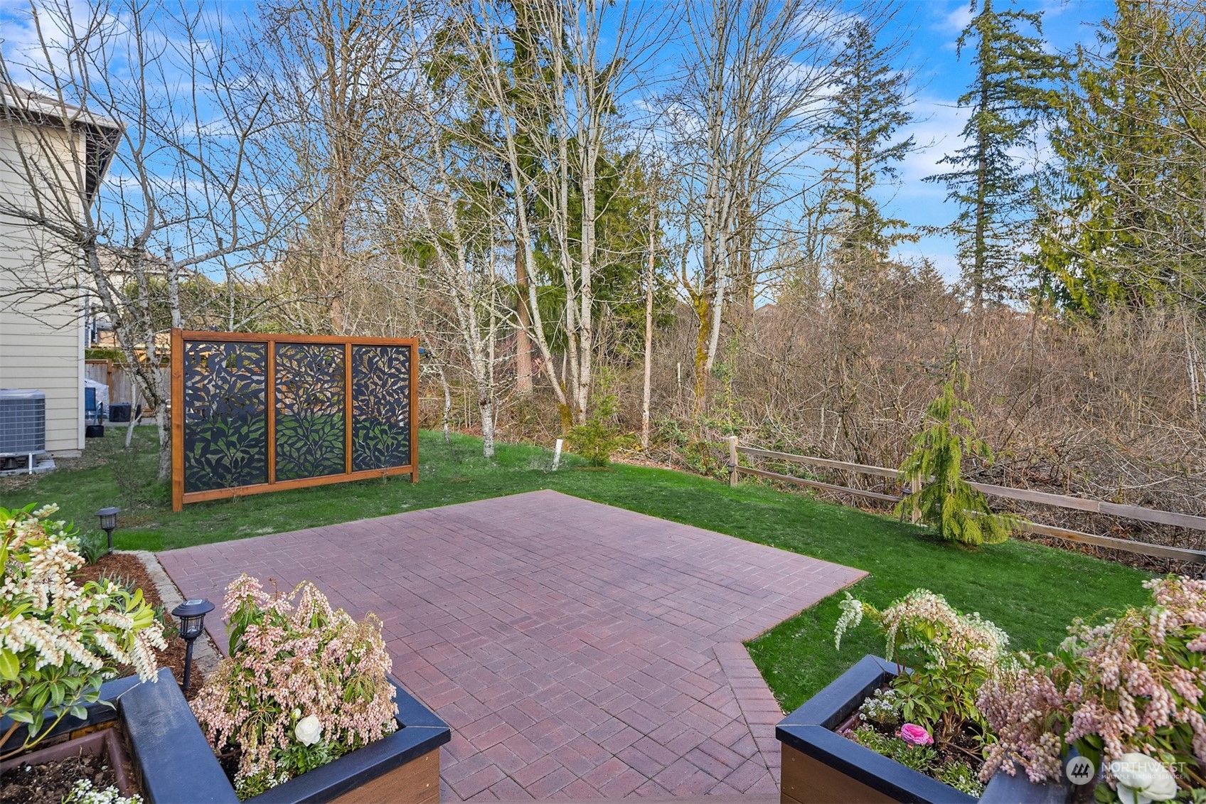 6017 Northeast 1st Place Renton, WA 98059 - Photo 28 of 29 Gallery Image 28