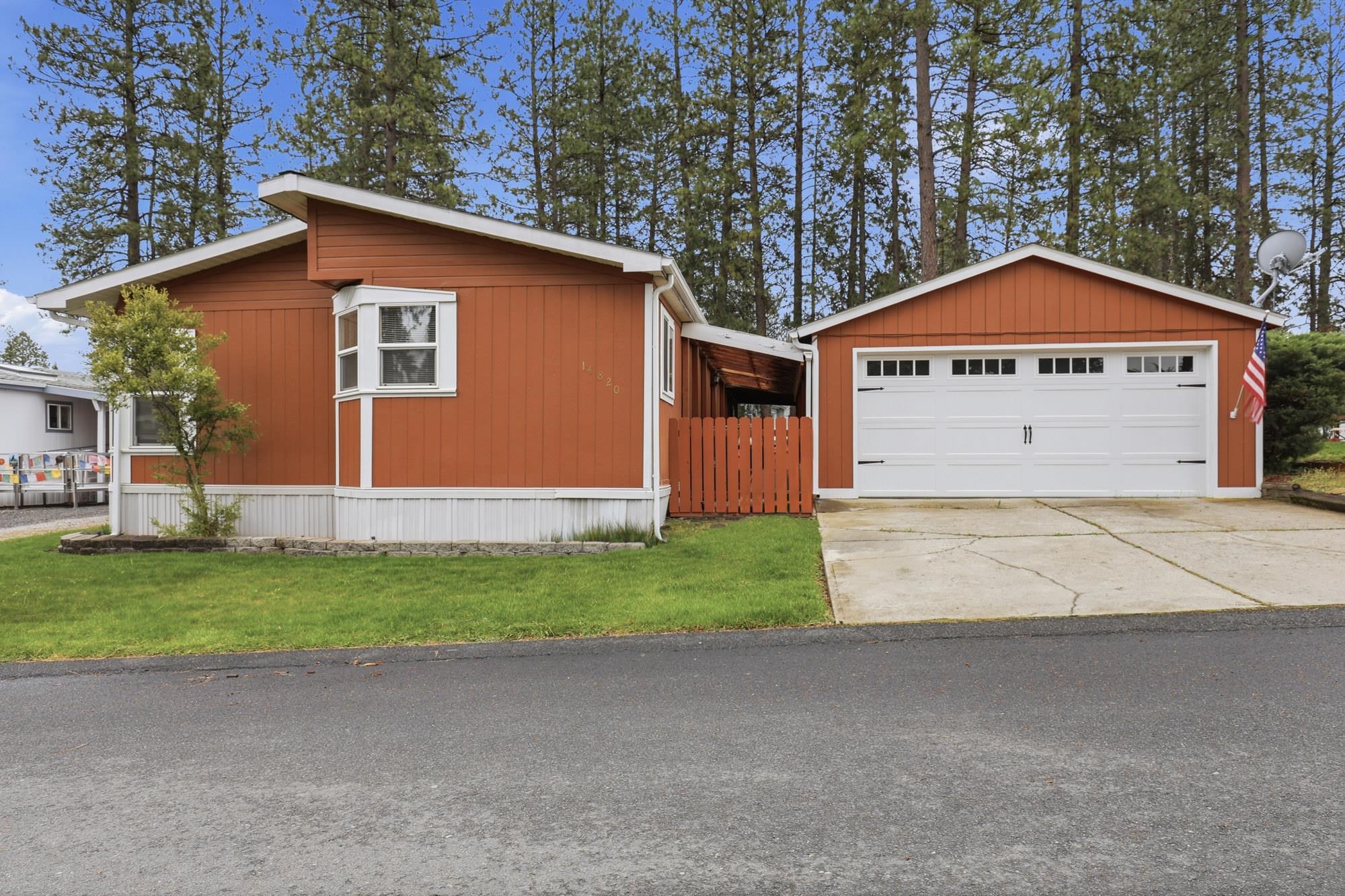 14820 North Chesapeake Lane Mead, WA 99021 - Photo 1 of 38