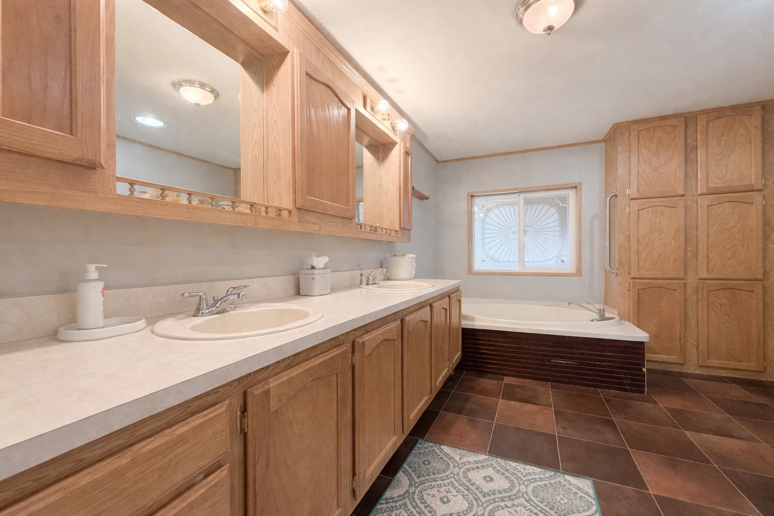 14820 North Chesapeake Lane Mead, WA 99021 - Photo 17 of 38