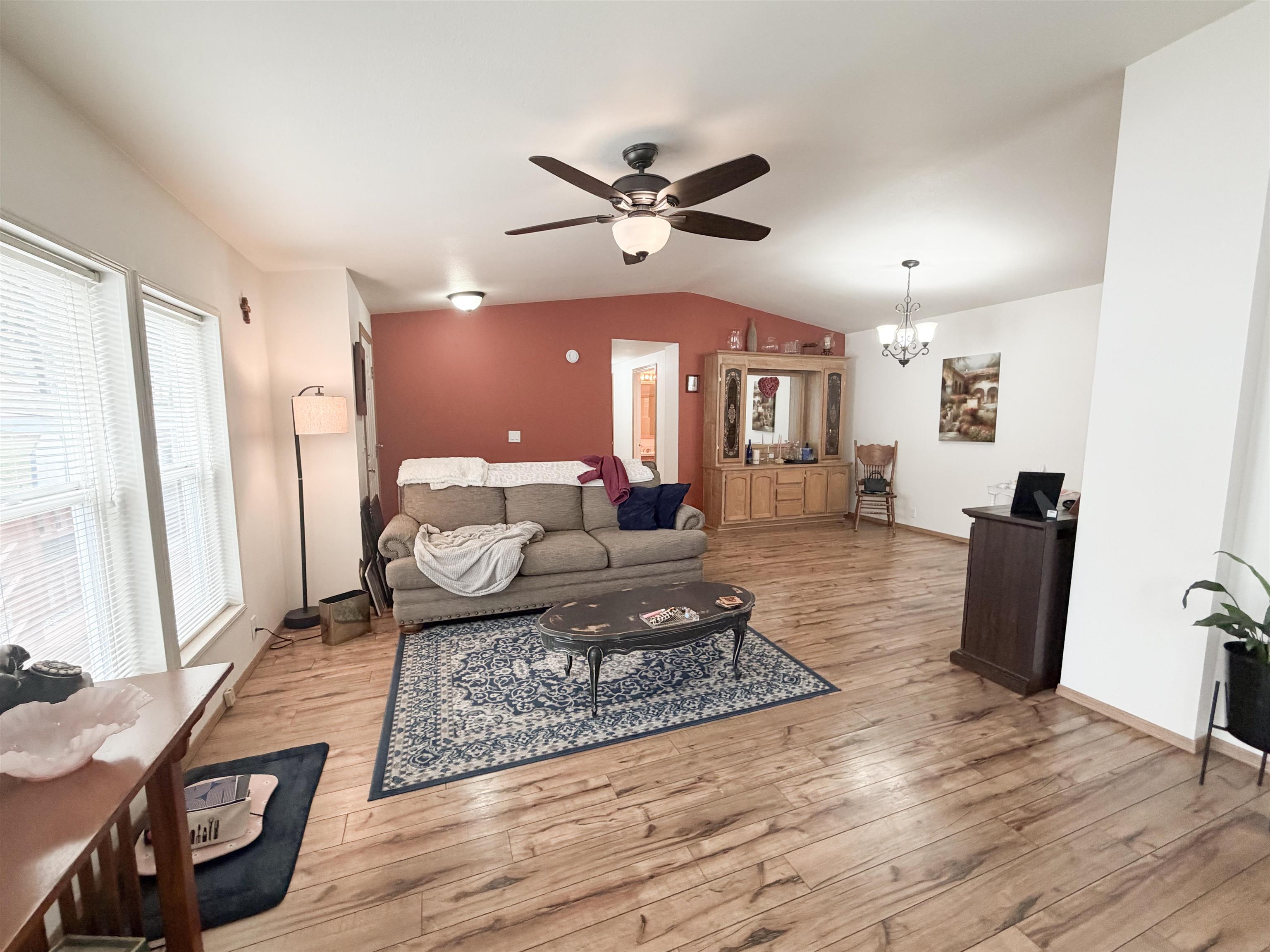 14820 North Chesapeake Lane Mead, WA 99021 - Photo 5 of 38