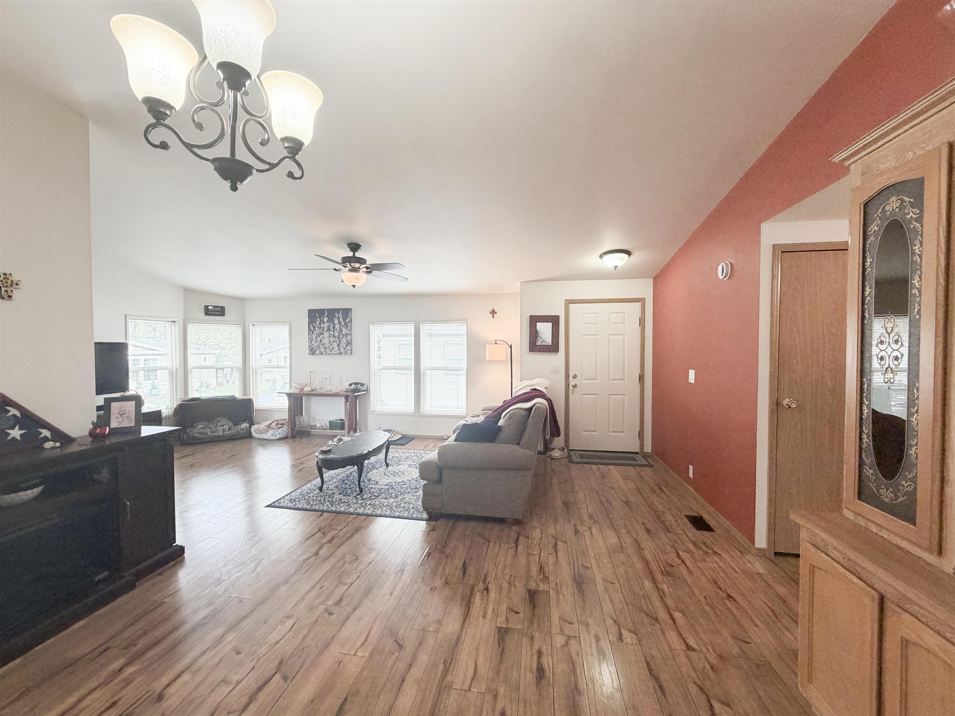 14820 North Chesapeake Lane Mead, WA 99021 - Photo 6 of 38