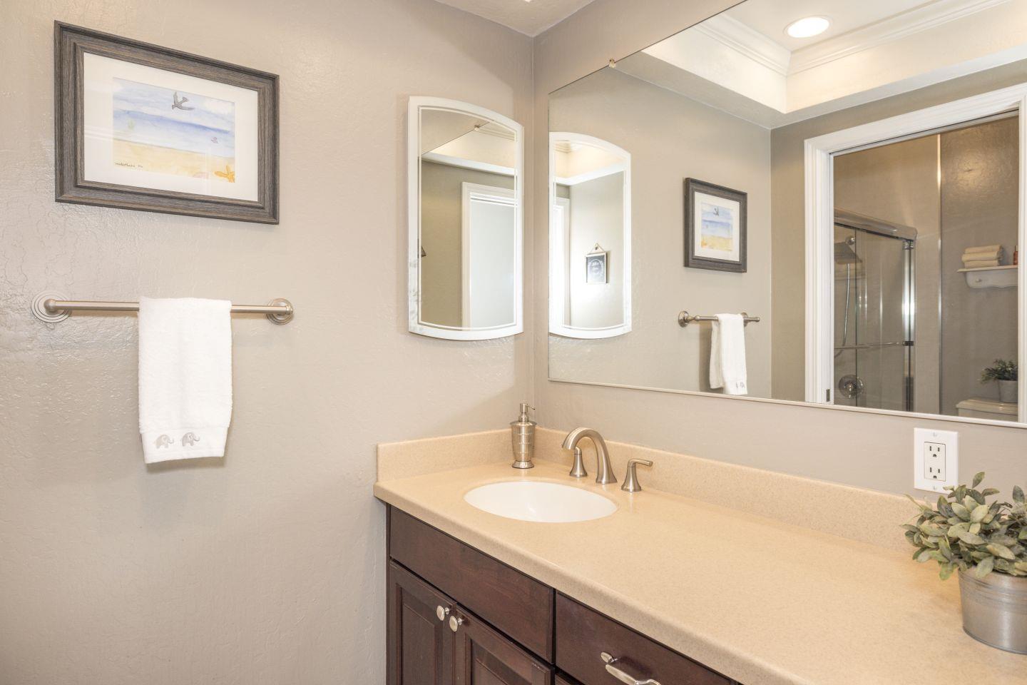 27975 Edgecliff Way Hayward, CA 94542 - Photo 20 of 58