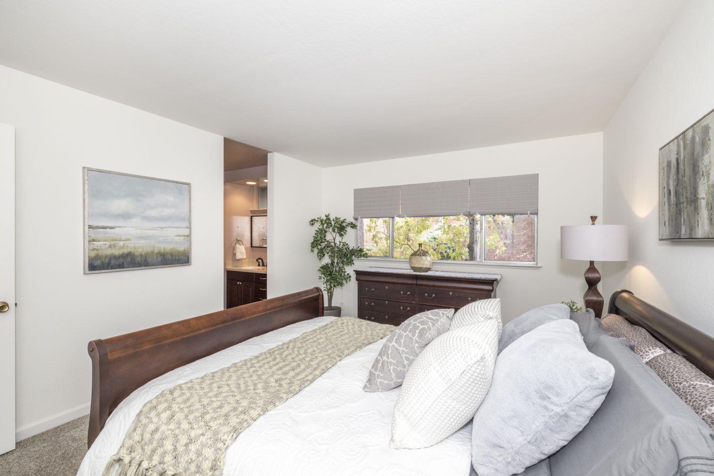 27975 Edgecliff Way Hayward, CA 94542 - Photo 26 of 58 a bedroom with a large bed and a window