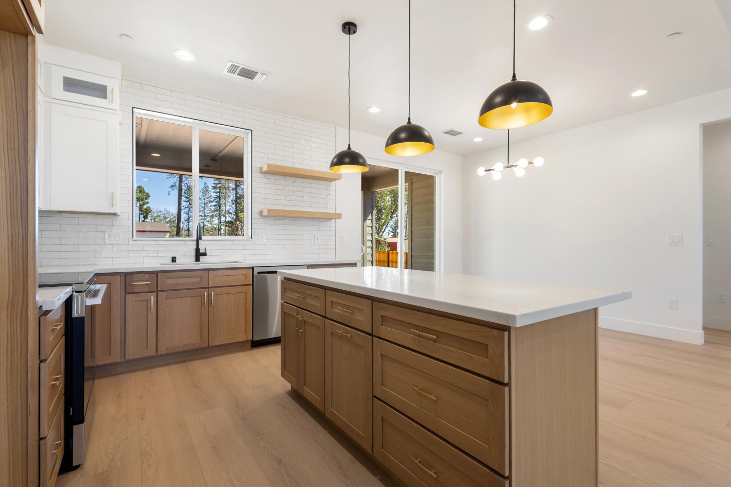 5554 Foland Road Paradise, CA 95969 - Photo 3 of 36 Gallery Image 3