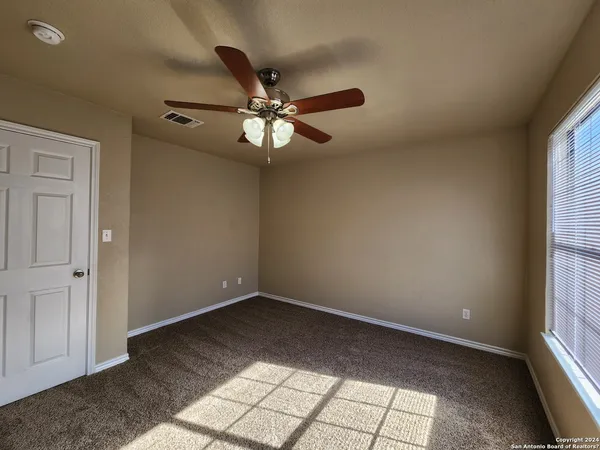 a view of empty room with window