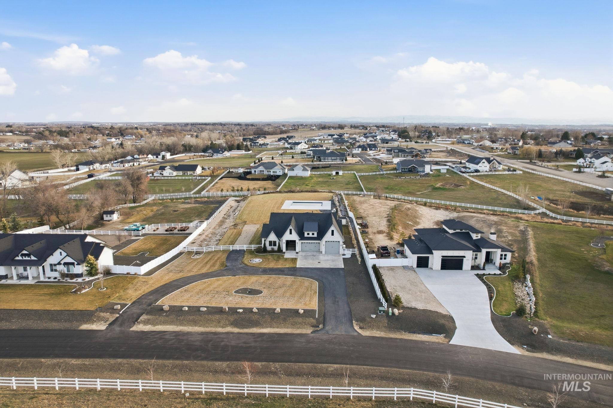 14947 Red Barn Court Caldwell, ID 83607 - Photo 3 of 48