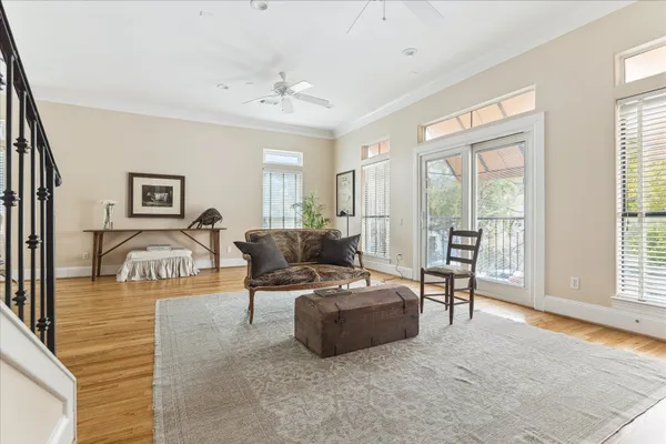 $3,650 | 3515 Yupon Street, Houston, TX 77006