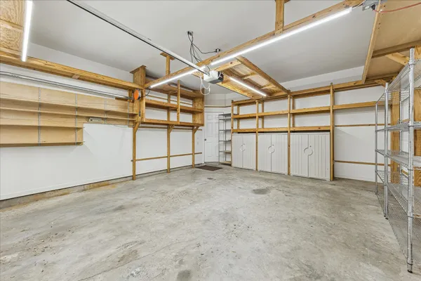 $3,650 | 3515 Yupon Street, Houston, TX 77006