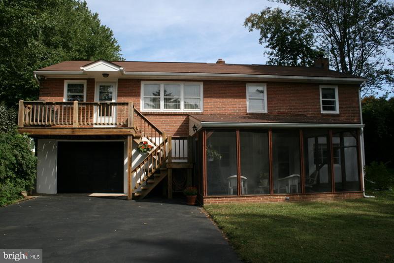 78 Delp Road Lancaster, PA 17601 - Photo 3 of 21 Gallery Image 3