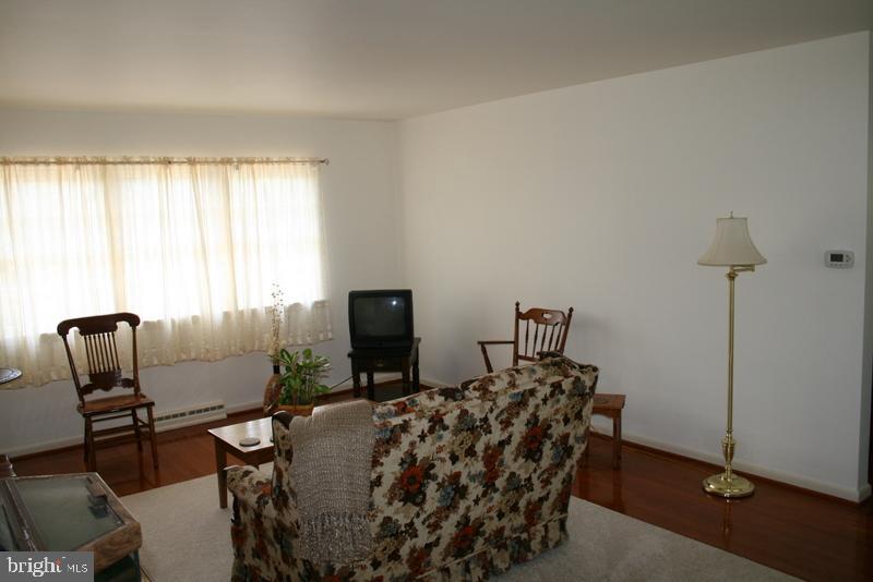 78 Delp Road Lancaster, PA 17601 - Photo 4 of 21 Gallery Image 4