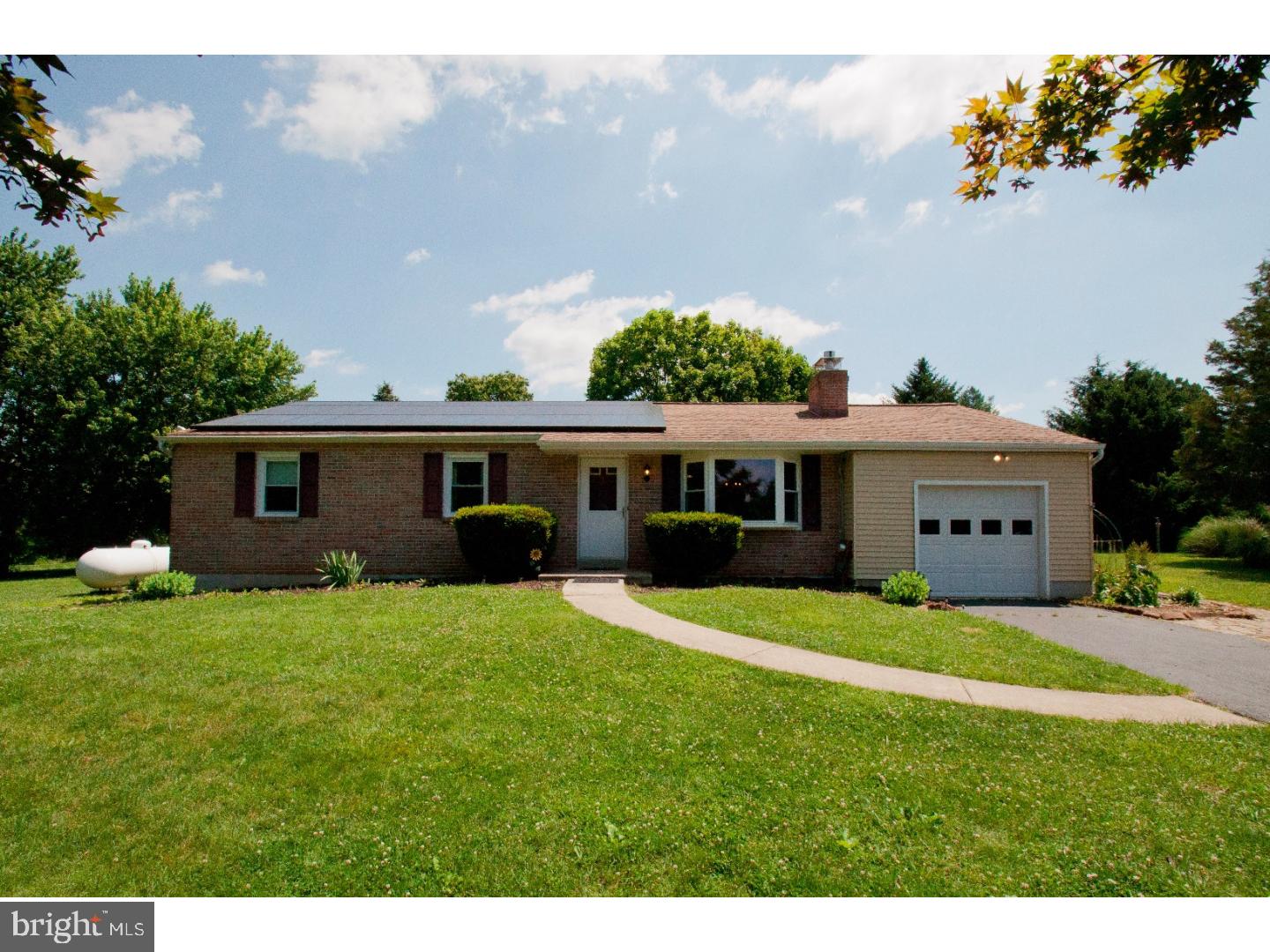223 Lafayette Road Coatesville, PA 19320 - Photo 2 of 24 Gallery Image 2