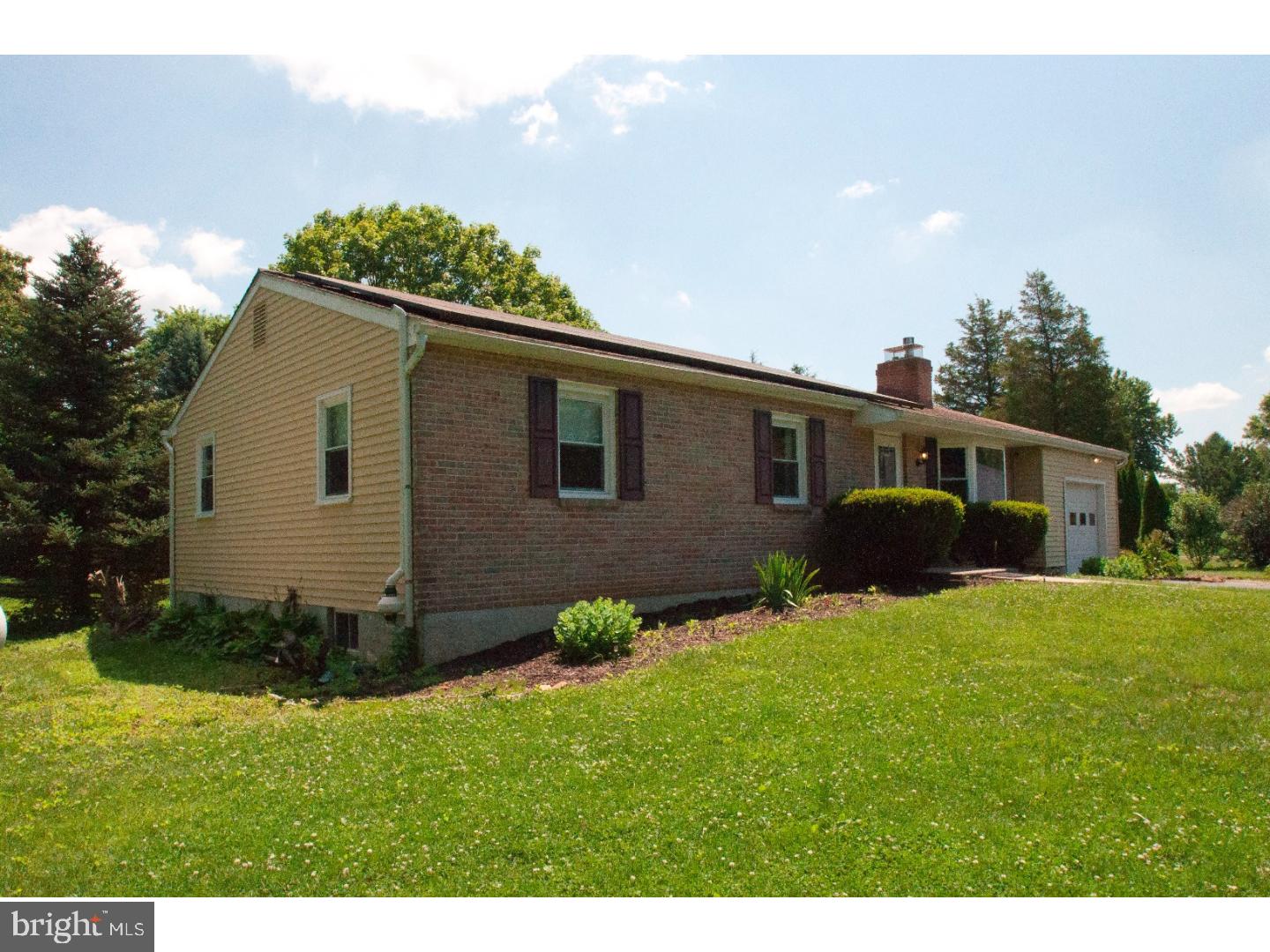 223 Lafayette Road Coatesville, PA 19320 - Photo 3 of 24 Gallery Image 3