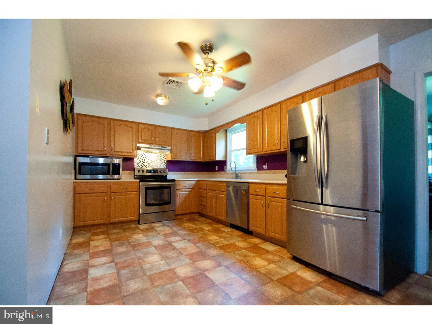 223 Lafayette Road Coatesville, PA 19320 - Photo 6 of 24 Gallery Image 6